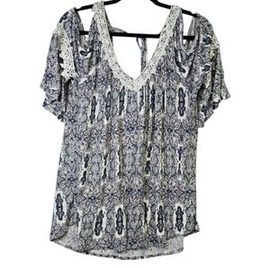 G Collection Navy Paisley Cold Shoulder Blouse Lace Trim Bell Sleeve V-Neck 2X